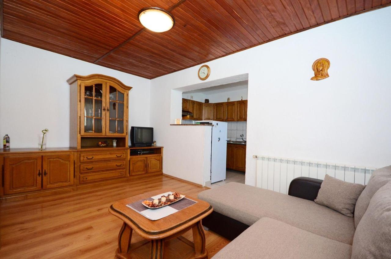 Apartments Marija Ivana Senj  Exteriér fotografie